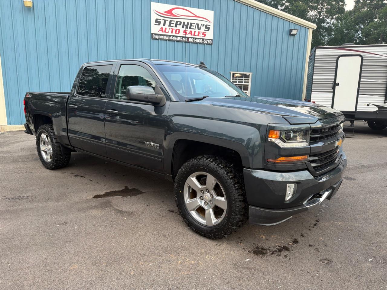 Chevrolet Silverado 1500 4WD Crew Cab 143.5" LT w/2LT 2017