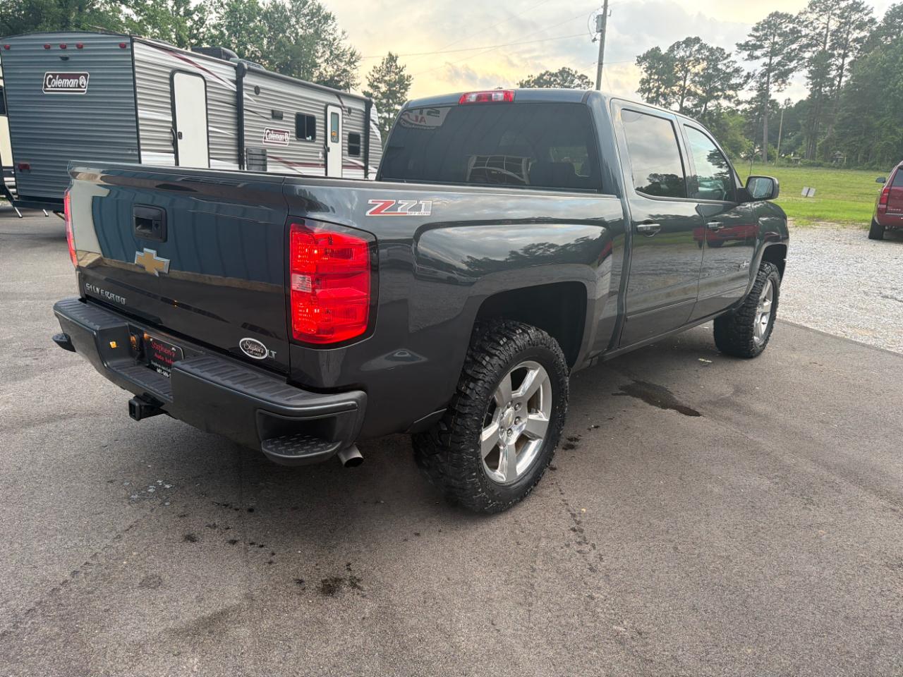Chevrolet Silverado 1500 4WD Crew Cab 143.5" LT w/2LT 2017