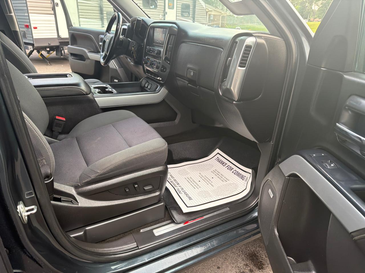 Chevrolet Silverado 1500 4WD Crew Cab 143.5" LT w/2LT 2017