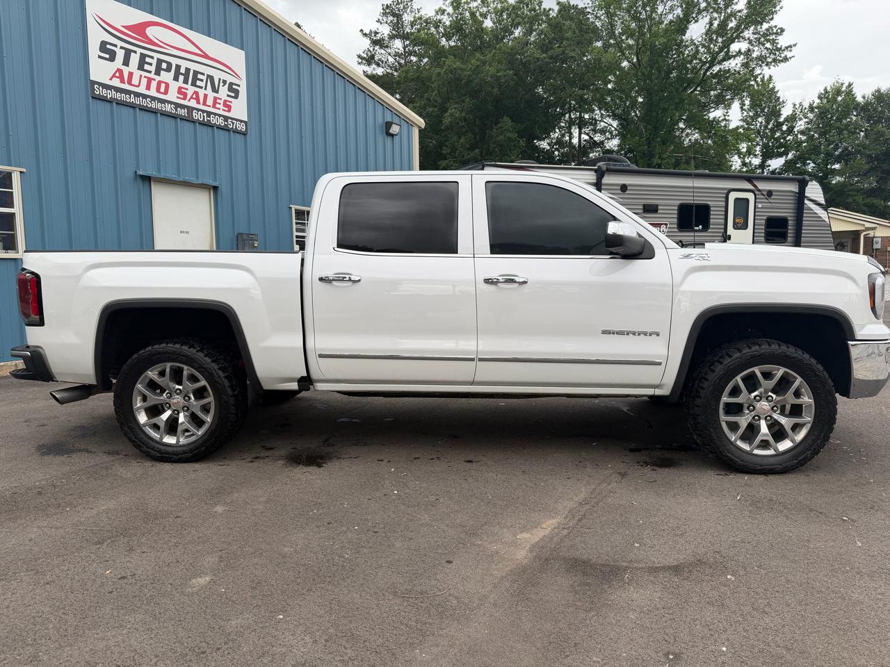 GMC Sierra 1500 4WD Crew Cab 143.5" SLT 2018