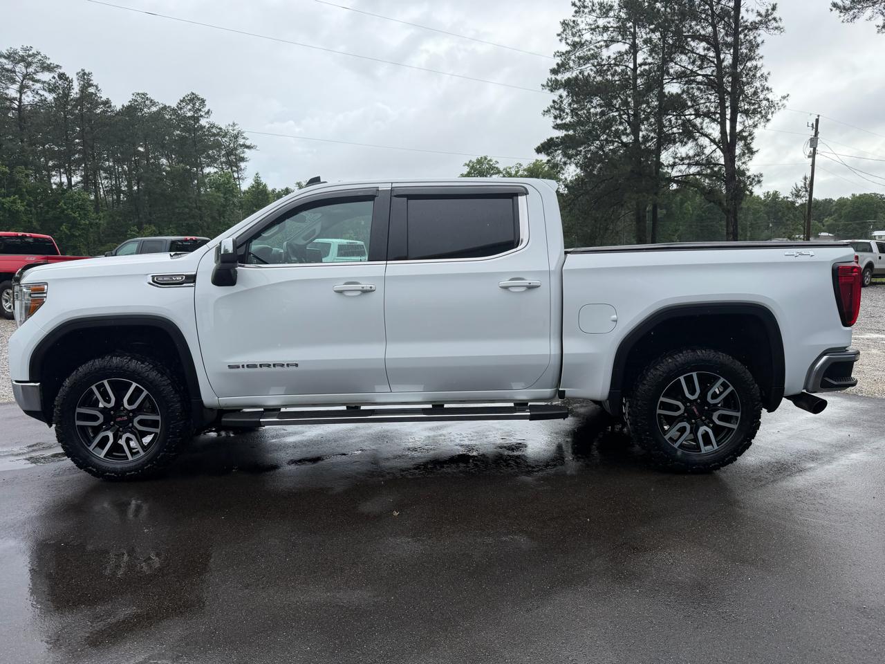 GMC Sierra 1500 4WD Crew Cab 147" SLE 2019