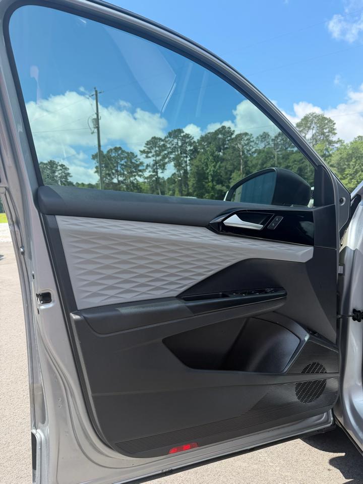 Volkswagen Taos S FWD 2022