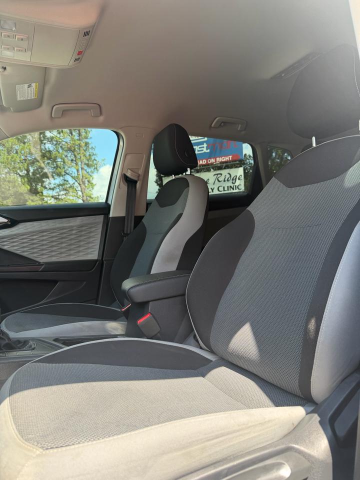 Volkswagen Taos S FWD 2022