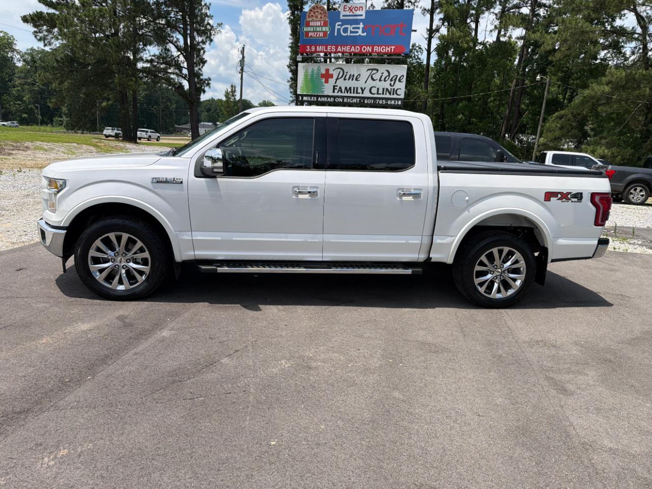 Ford F-150 Lariat 4WD SuperCrew 5.5' Box 2017