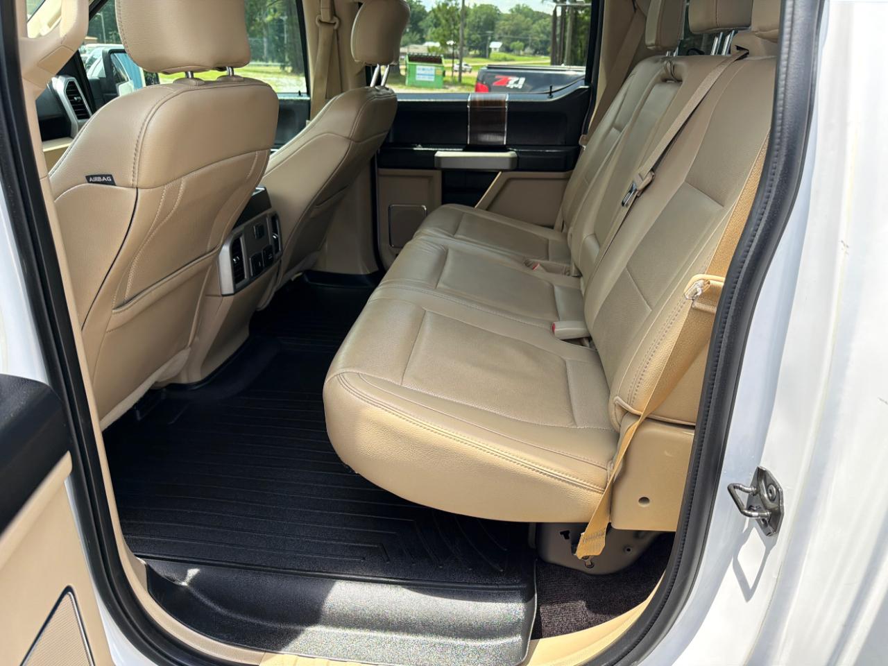 Ford F-150 Lariat 4WD SuperCrew 5.5' Box 2017