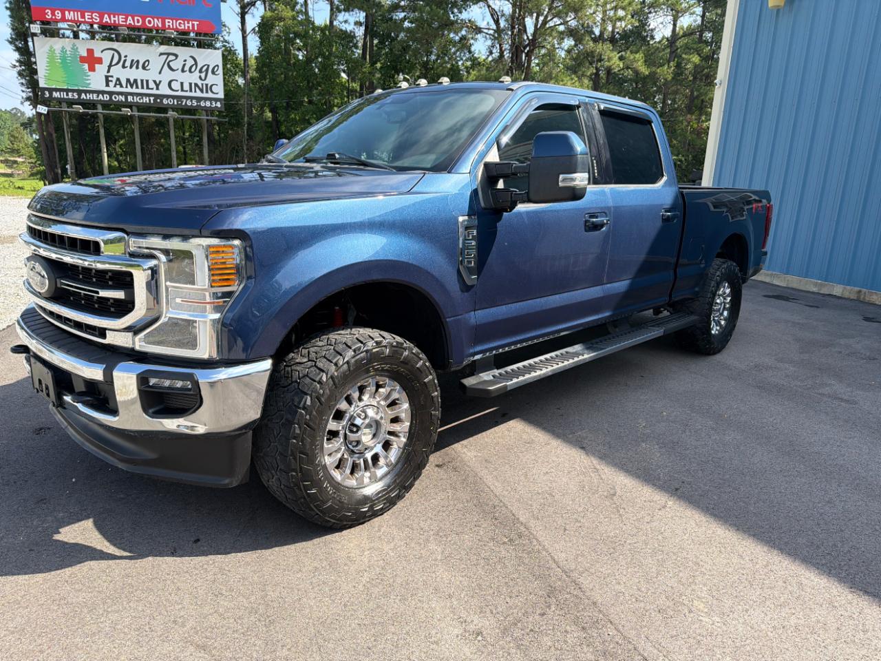 Ford Super Duty F-250 SRW Lariat 4WD Crew Cab 6.75' Box 2020