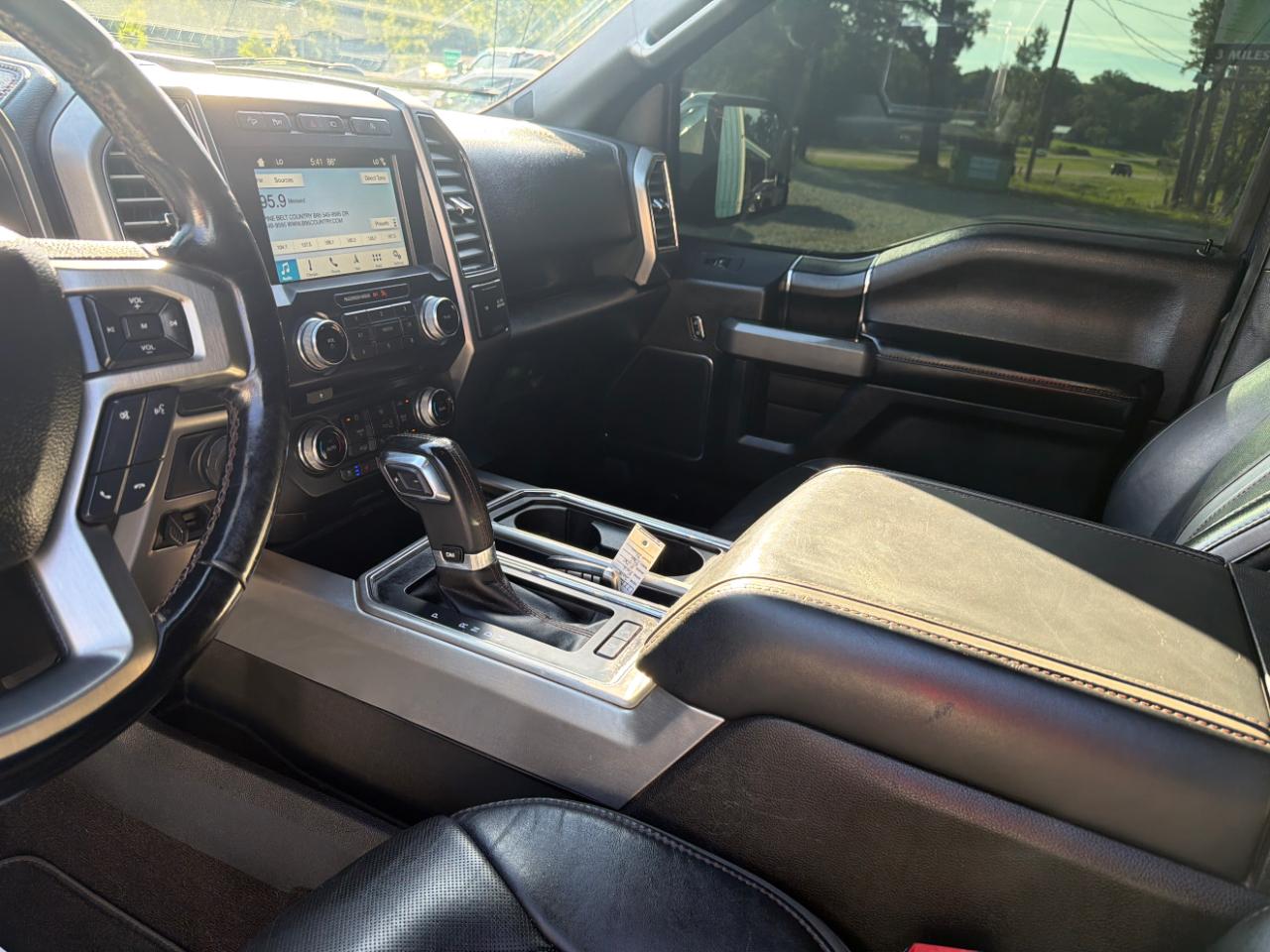 Ford F-150 Platinum 4WD SuperCrew 5.5' Box 2018
