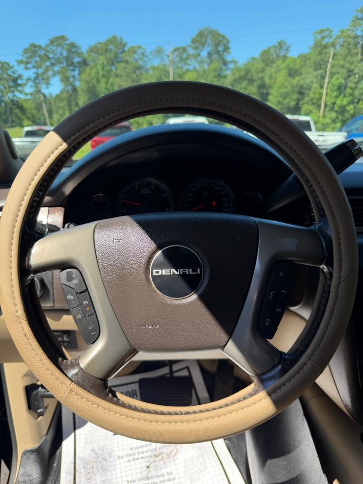 GMC Sierra 2500HD 4WD Crew Cab 153.7" Denali 2014