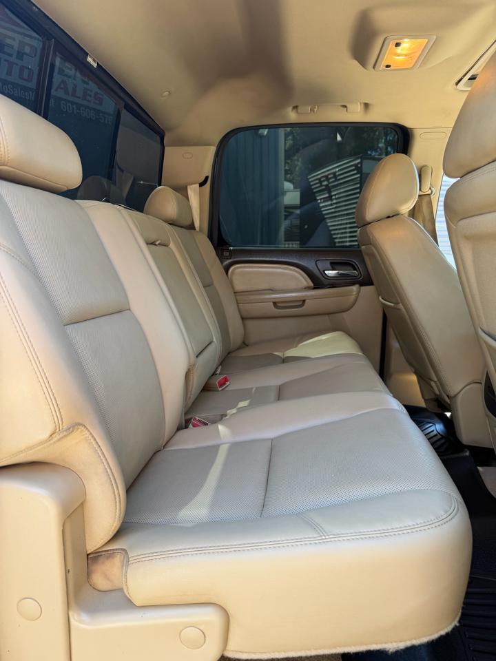 GMC Sierra 2500HD 4WD Crew Cab 153.7" Denali 2014