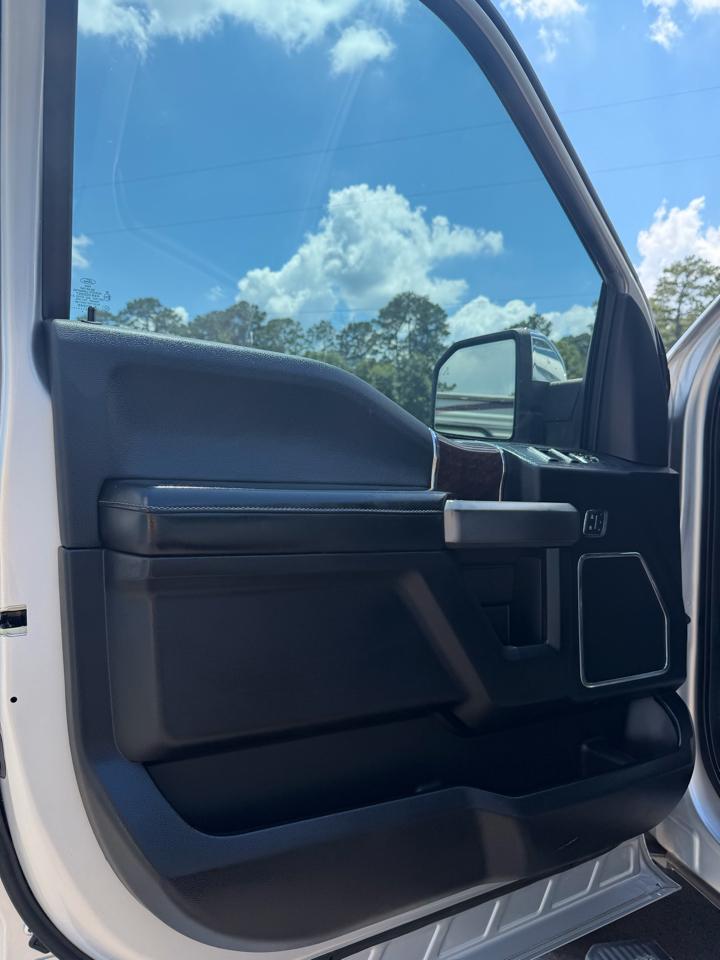Ford F-150 4WD SuperCrew 145" Platinum 2016