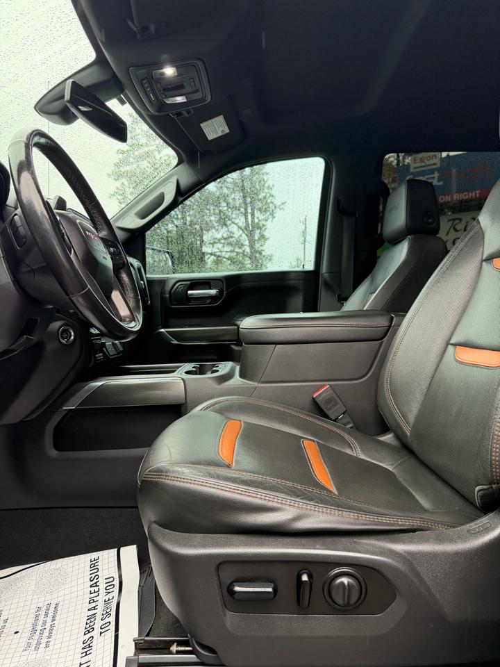 GMC Sierra 1500 4WD Crew Cab 147" AT4 2020