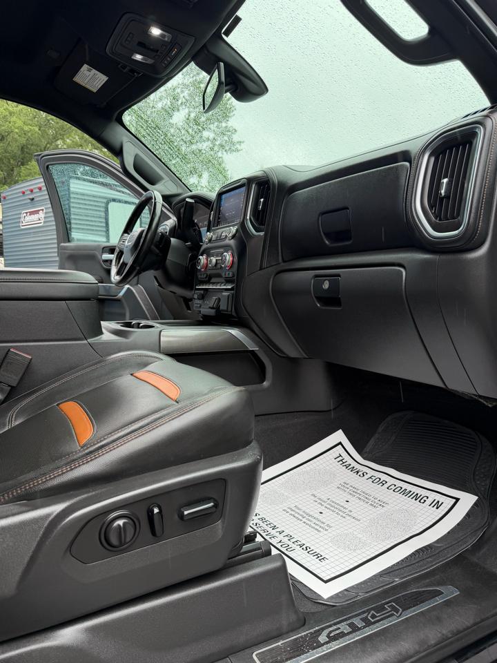 GMC Sierra 1500 4WD Crew Cab 147" AT4 2020