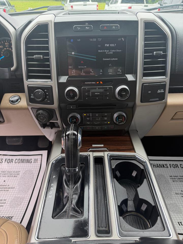 Ford F-150 4WD SuperCrew 145" Lariat 2017