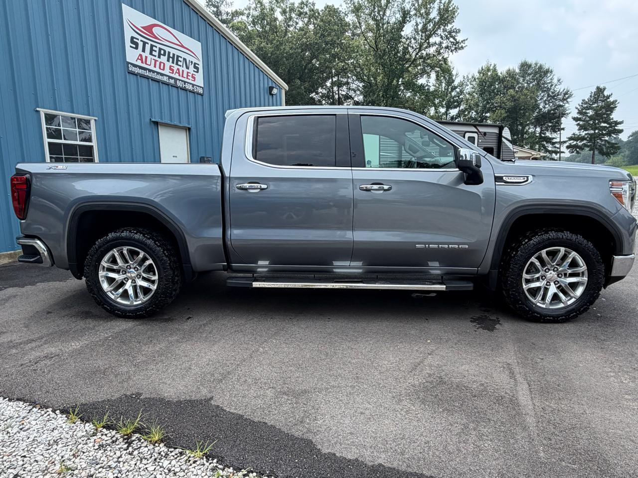 GMC Sierra 1500 4WD Crew Cab 147" SLT 2021