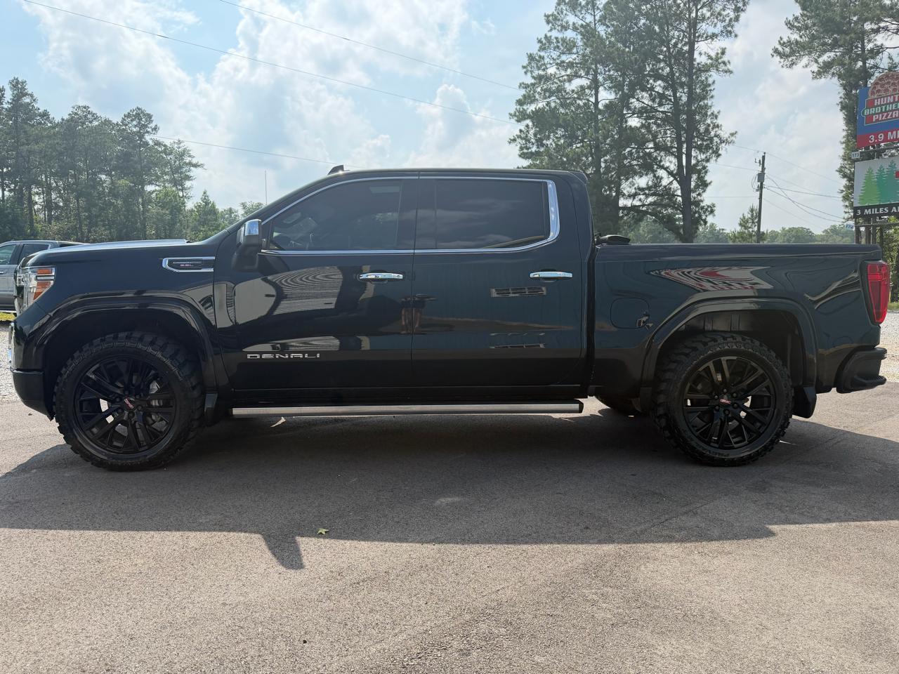 GMC Sierra 1500 4WD Crew Cab 147" Denali 2020