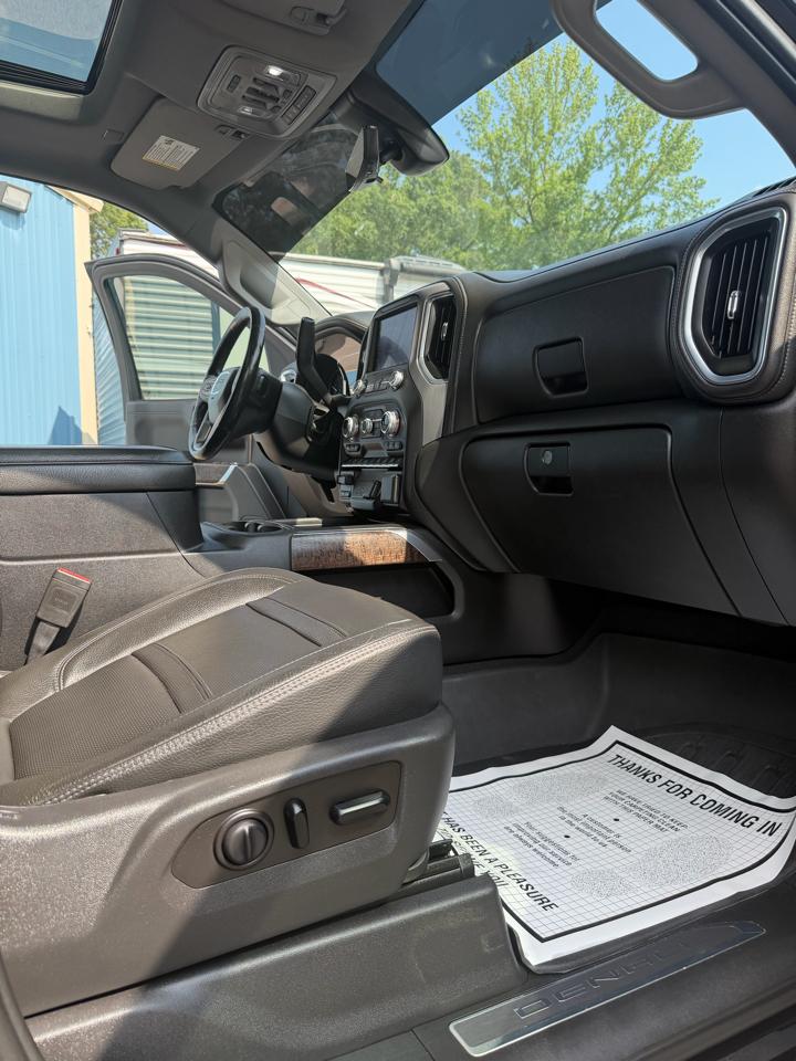 GMC Sierra 1500 4WD Crew Cab 147" Denali 2020