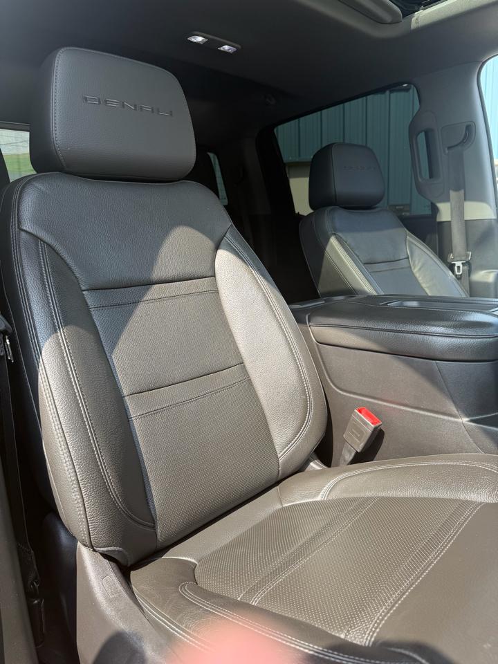 GMC Sierra 1500 4WD Crew Cab 147" Denali 2020