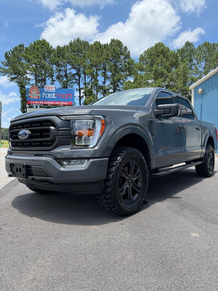 Ford F-150 4WD SuperCrew 145" XLT 2021