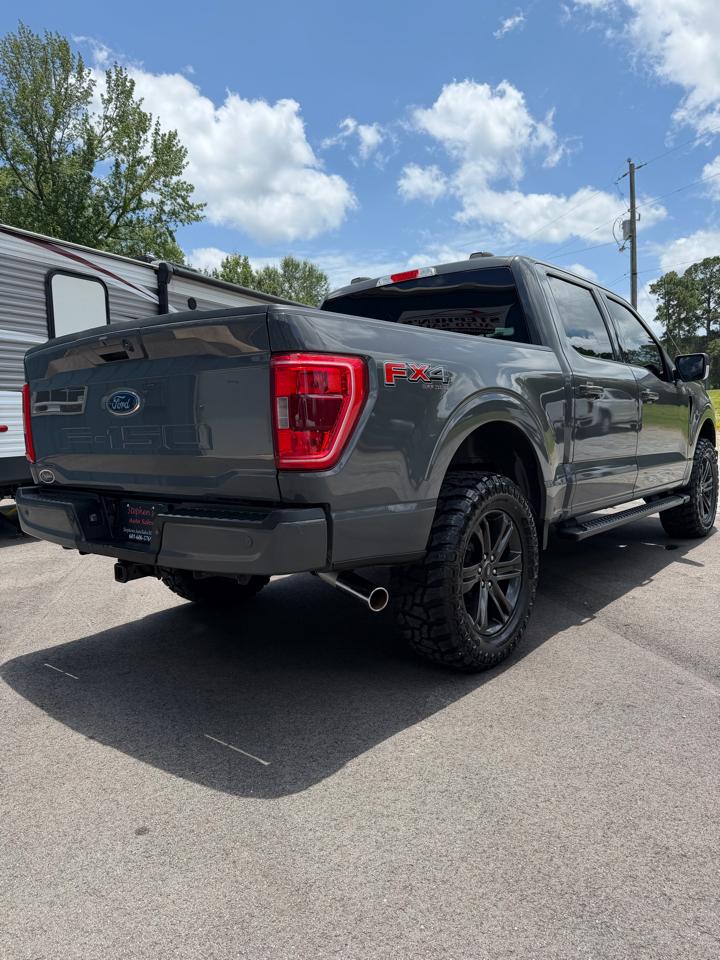 Ford F-150 4WD SuperCrew 145" XLT 2021