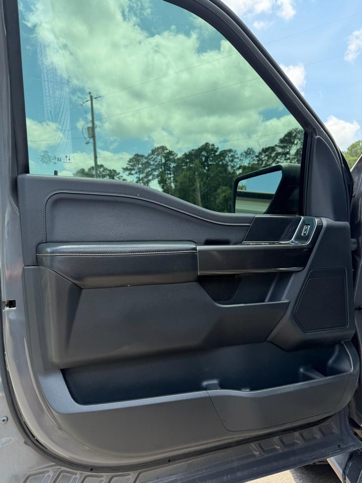 Ford F-150 4WD SuperCrew 145" XLT 2021