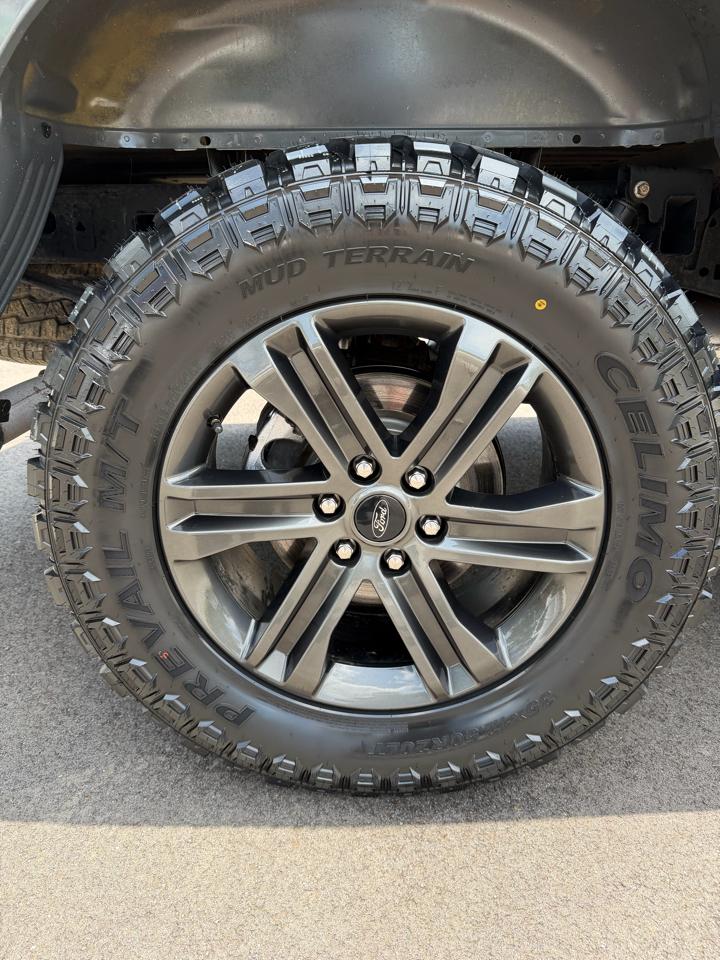 Ford F-150 4WD SuperCrew 145" XLT 2021