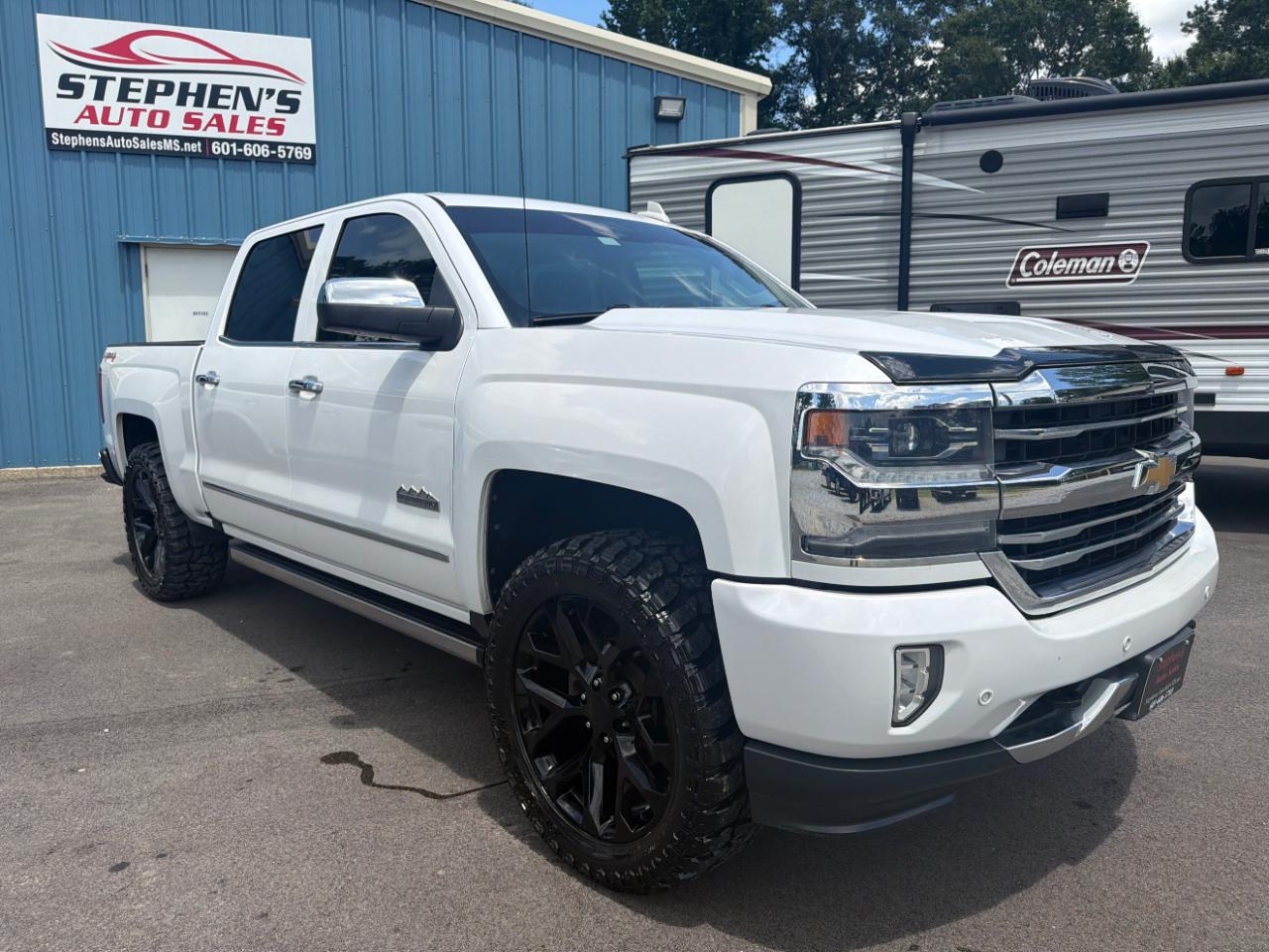 Chevrolet Silverado 1500 4WD Crew Cab 143.5" High Country 2017