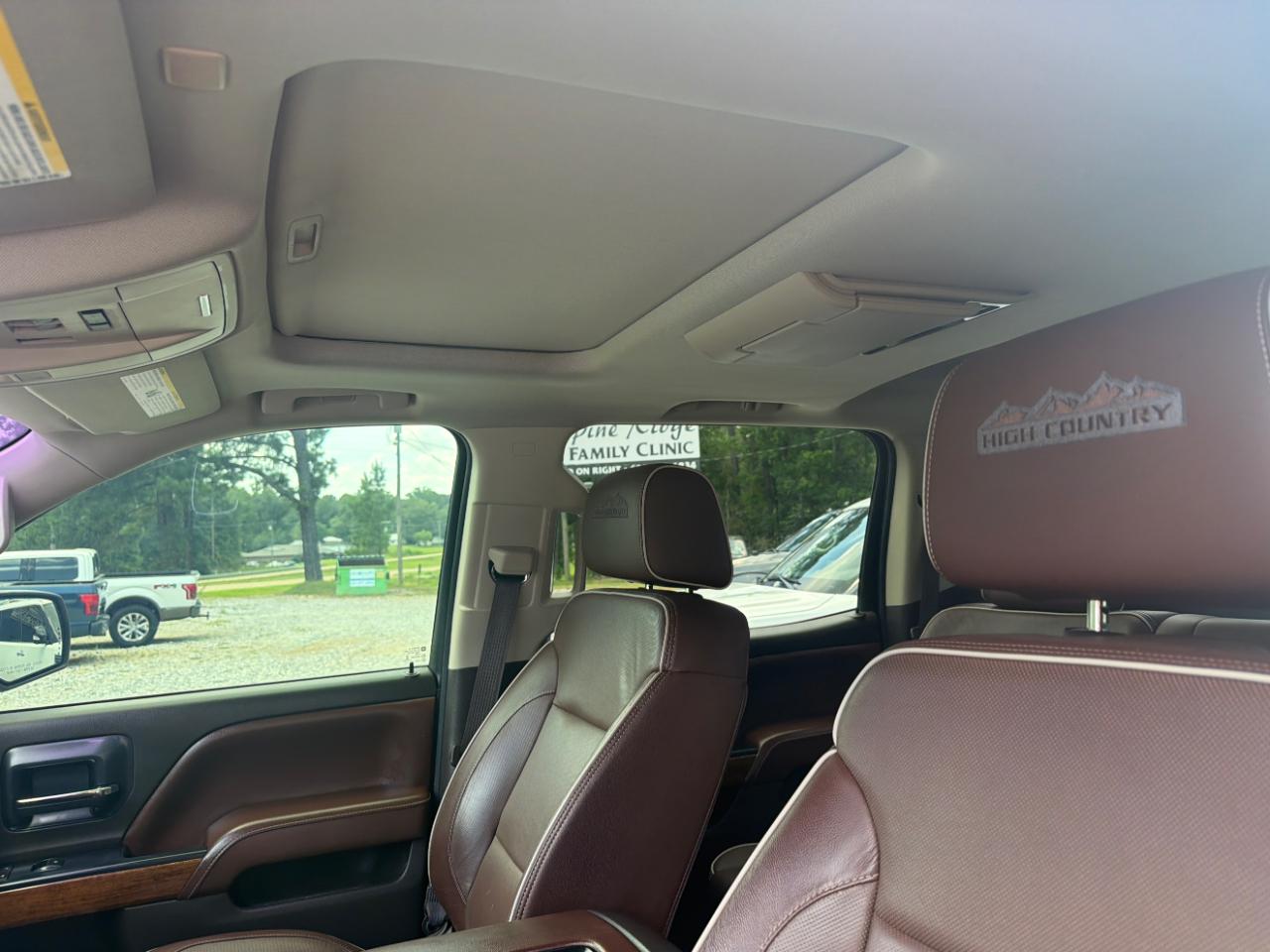 Chevrolet Silverado 1500 4WD Crew Cab 143.5" High Country 2017
