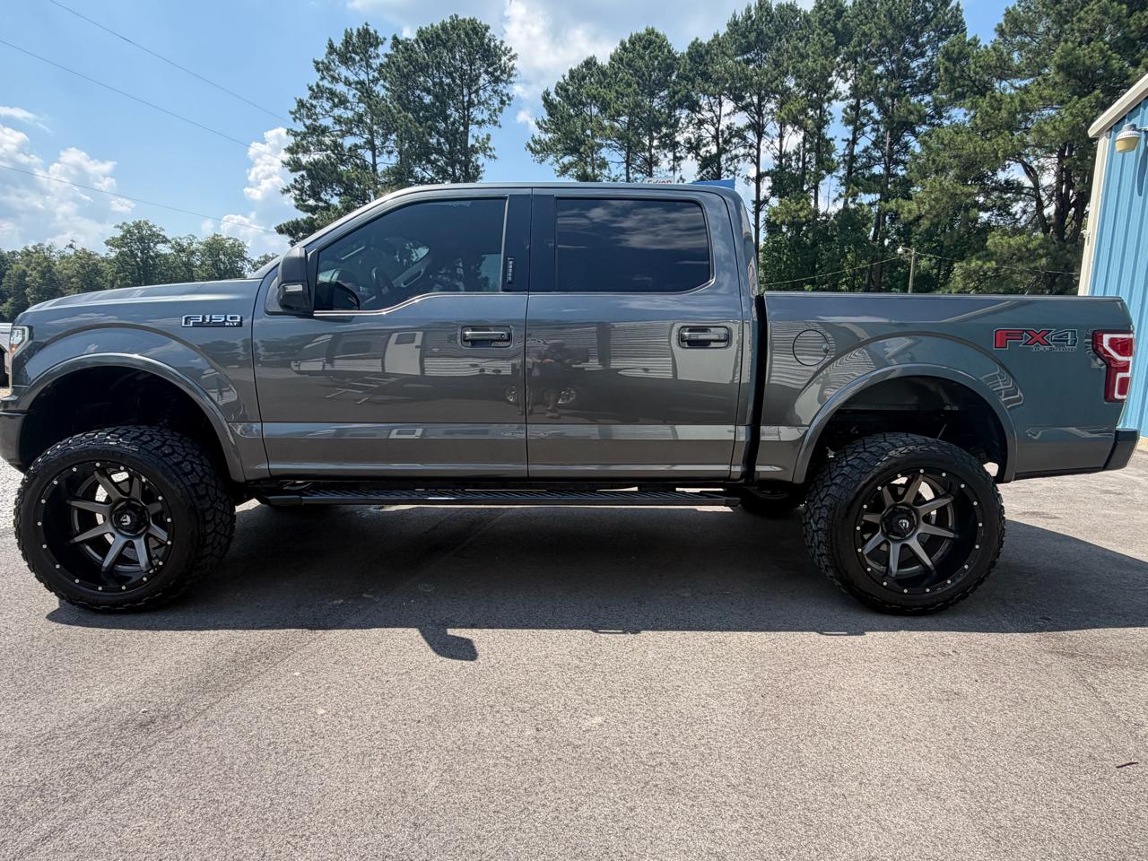 Ford F-150 4WD SuperCrew 145" XLT 2019