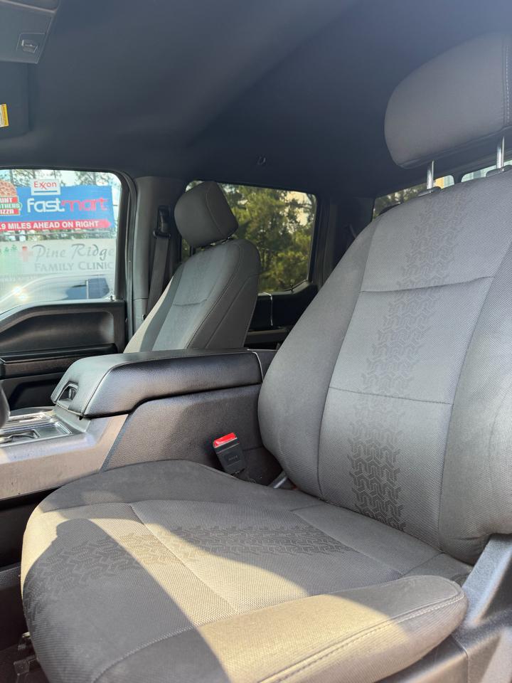 Ford F-150 4WD SuperCrew 145" XLT 2019