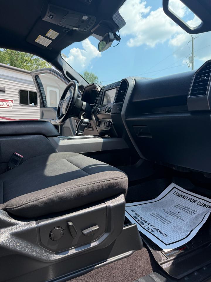 Ford F-150 4WD SuperCrew 145" XLT 2019