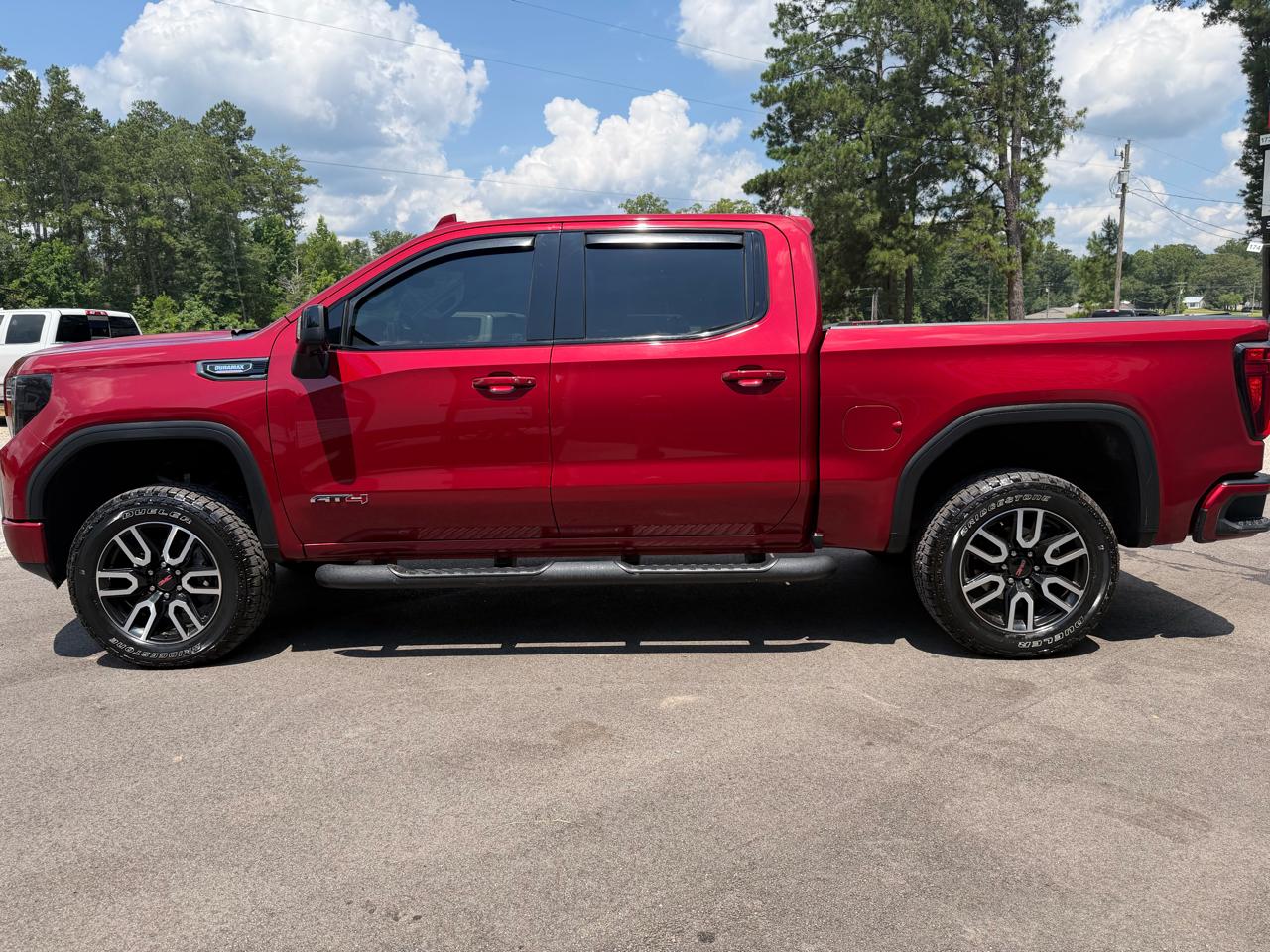 GMC Sierra 1500 4WD Crew Cab 147" AT4 2020