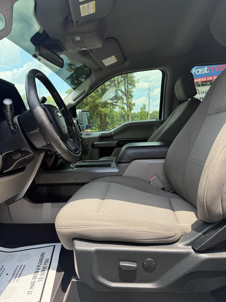 Ford F-150 2WD SuperCrew 145" XLT 2019