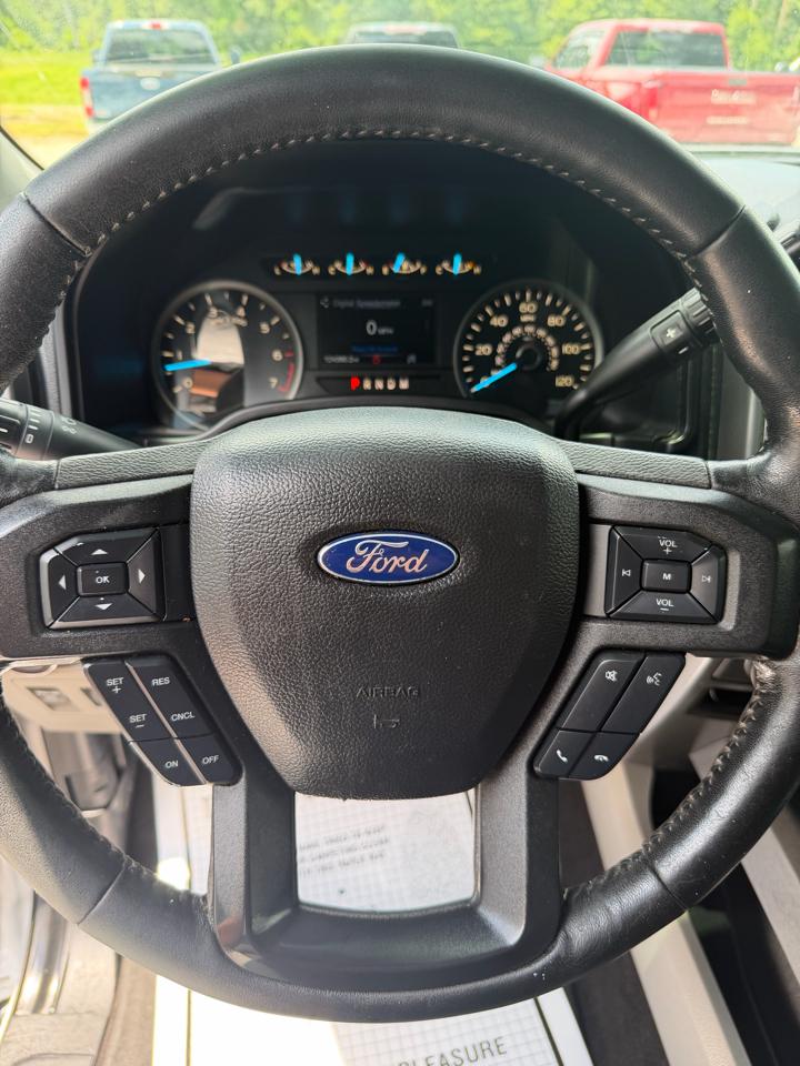 Ford F-150 2WD SuperCrew 145" XLT 2019