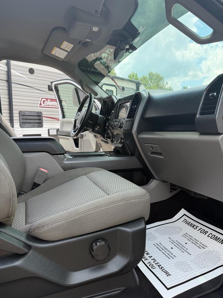 Ford F-150 2WD SuperCrew 145" XLT 2019