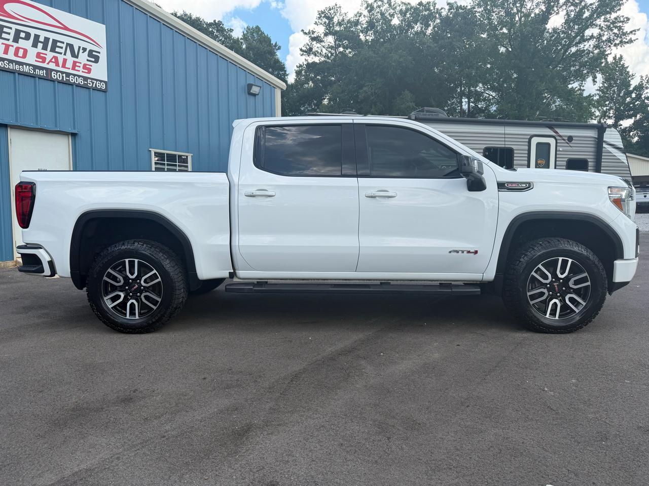 GMC Sierra 1500 4WD Crew Cab 147" AT4 2020