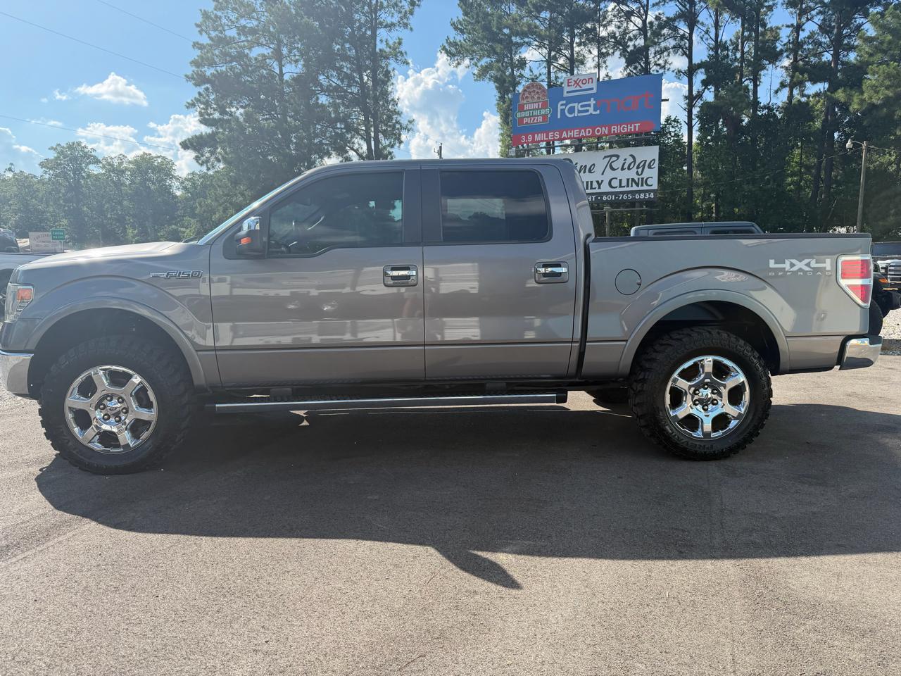 Ford F-150 4WD SuperCab 145" Lariat 2014