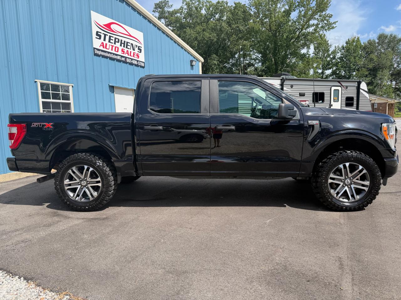 Ford F-150 4WD SuperCrew 145" STX 2021