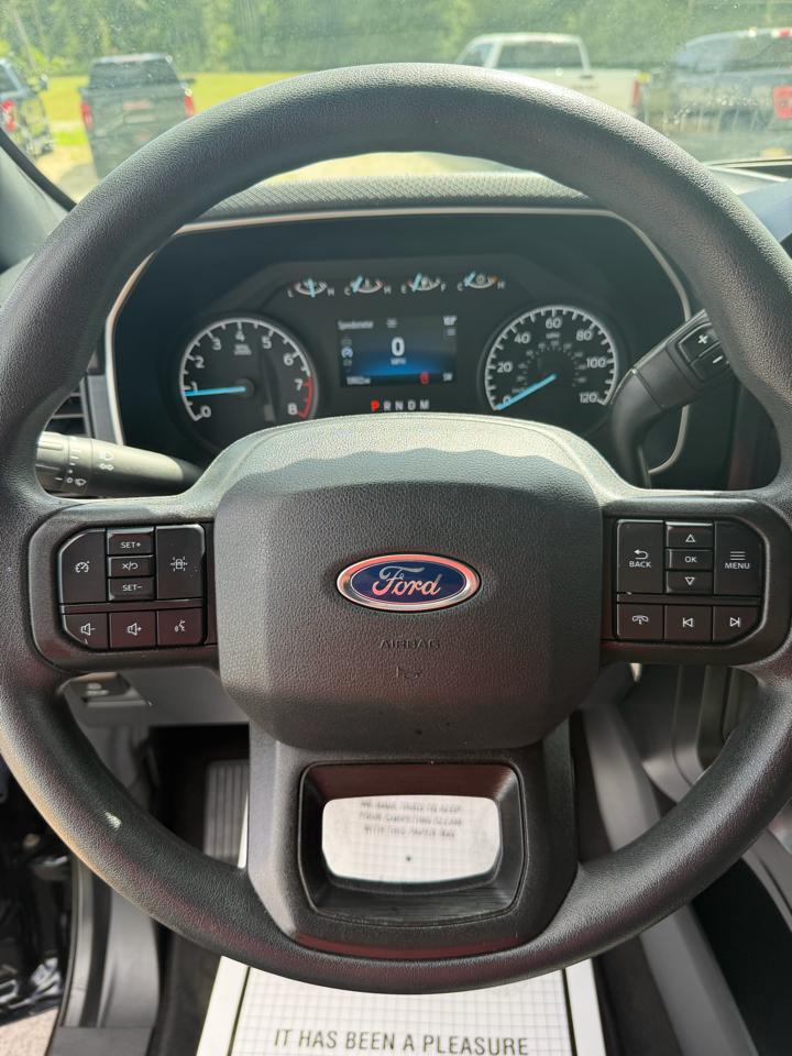 Ford F-150 4WD SuperCrew 145" STX 2021