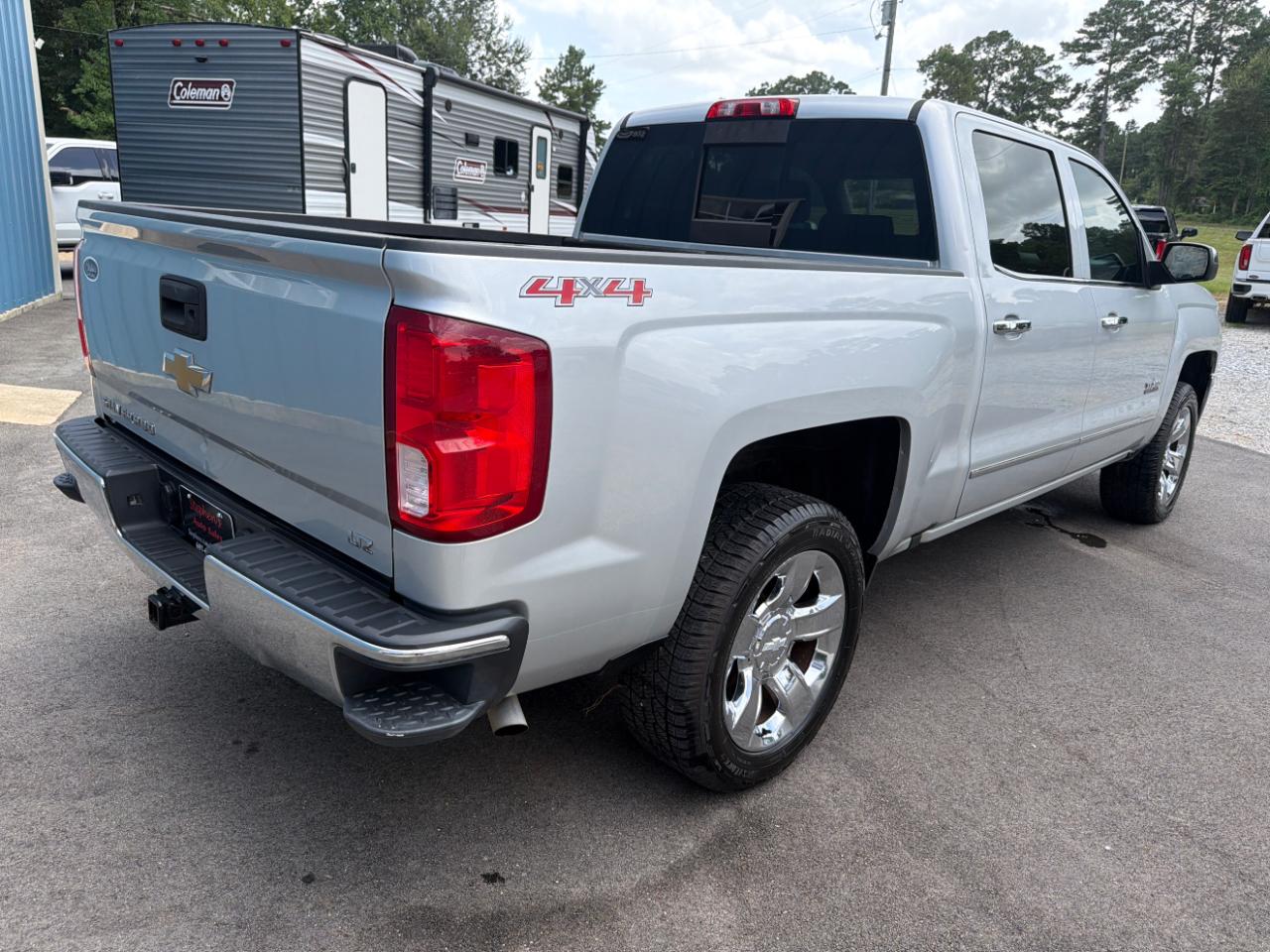 Chevrolet Silverado 1500 4WD Crew Cab 143.5" LTZ w/1LZ 2017