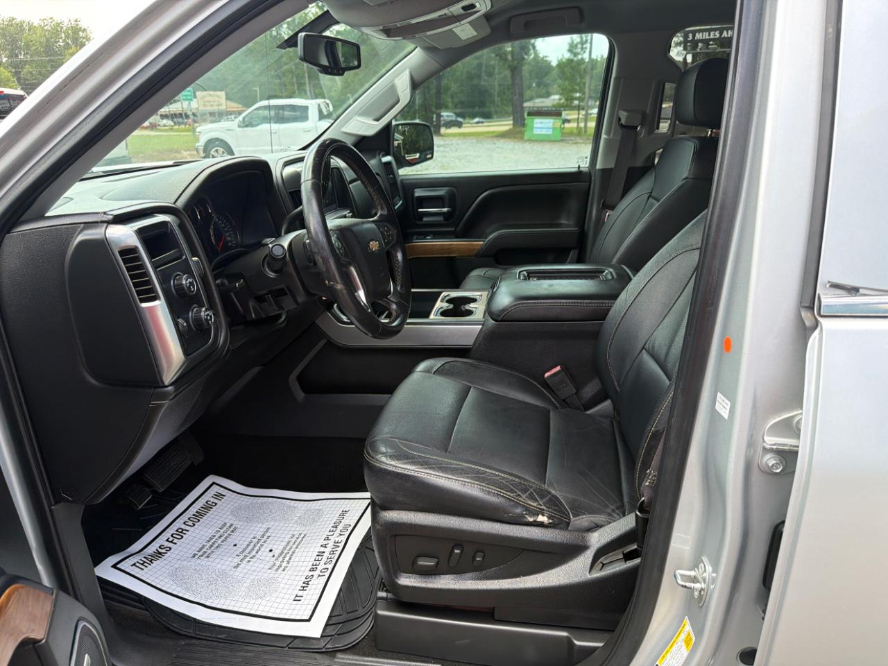 Chevrolet Silverado 1500 4WD Crew Cab 143.5" LTZ w/1LZ 2017