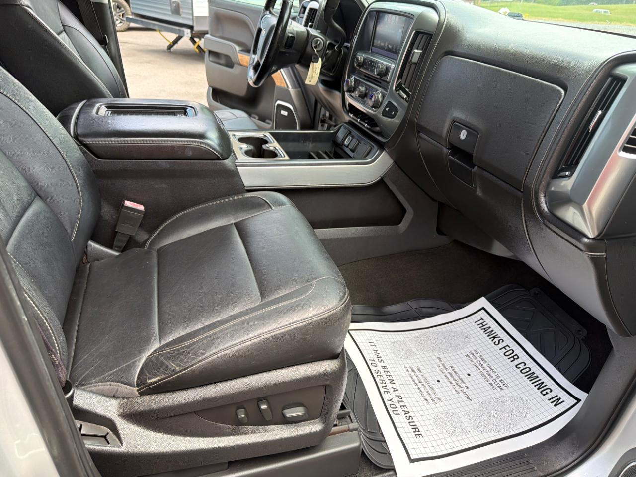 Chevrolet Silverado 1500 4WD Crew Cab 143.5" LTZ w/1LZ 2017