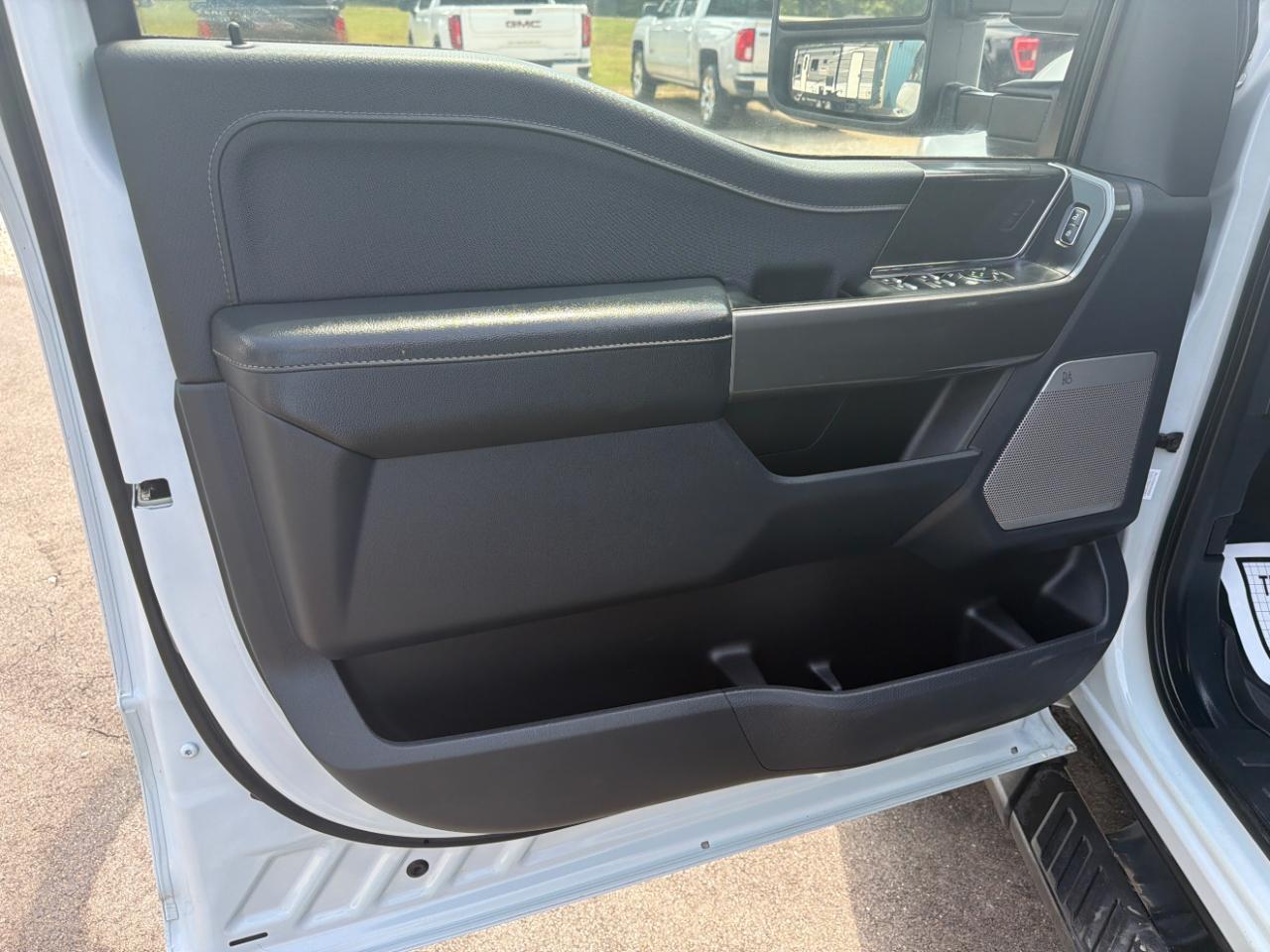 Ford F-150 XLT 4WD SuperCrew 5.5' Box 2022