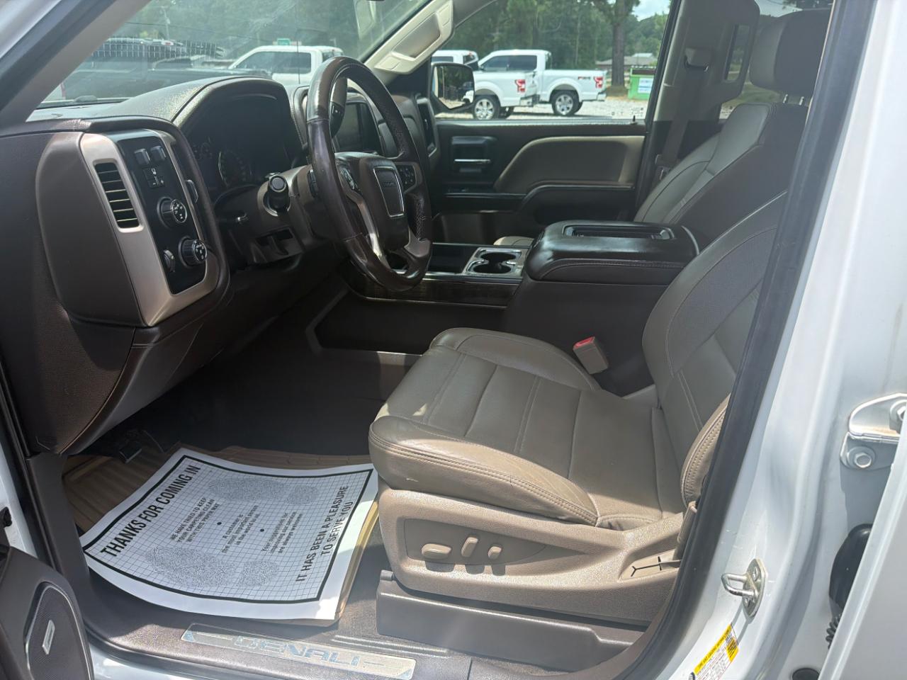 GMC Sierra 1500 4WD Crew Cab 143.5" Denali 2016