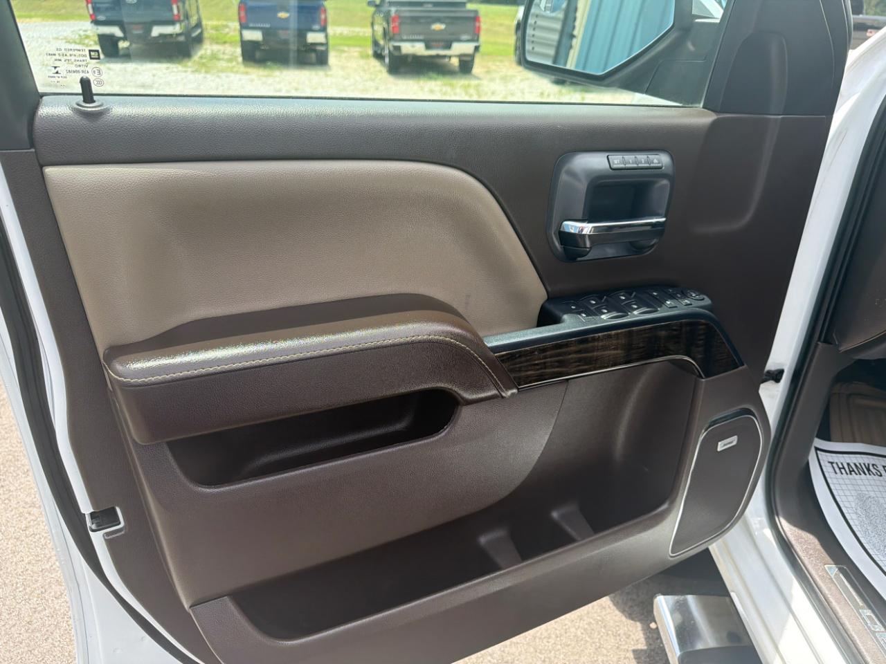 GMC Sierra 1500 4WD Crew Cab 143.5" Denali 2016