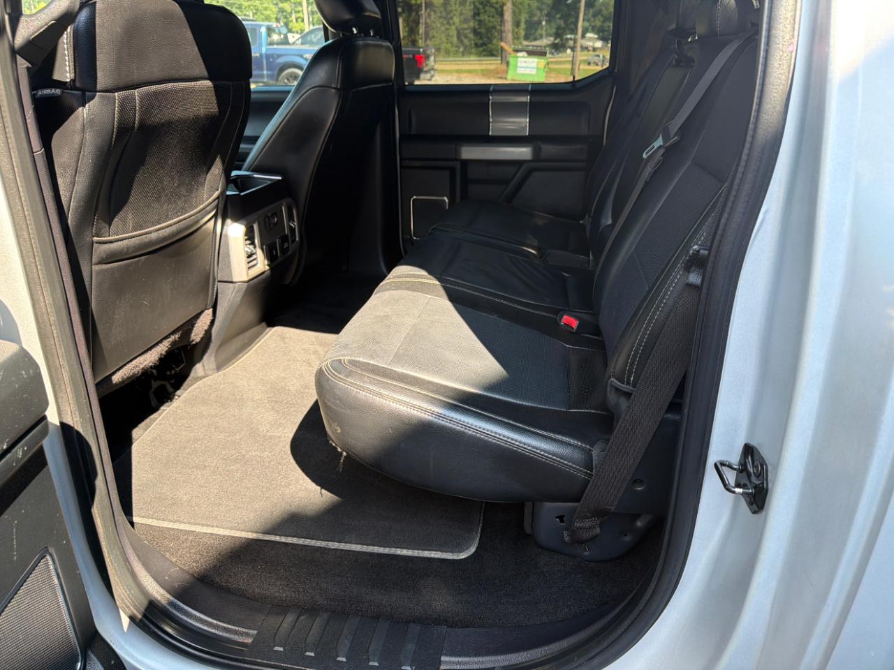 Ford F-150 Lariat 4WD SuperCrew 5.5' Box 2017