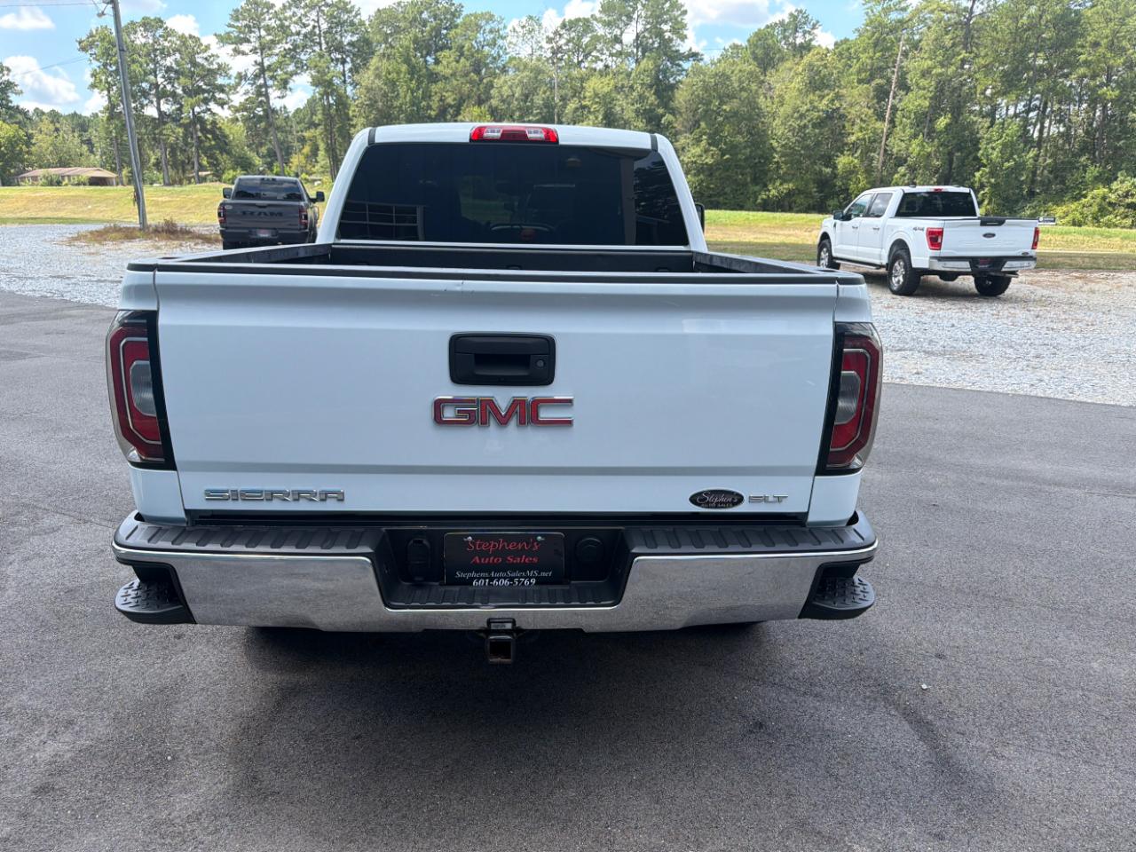 GMC Sierra 1500 4WD Crew Cab 143.5" SLT 2016
