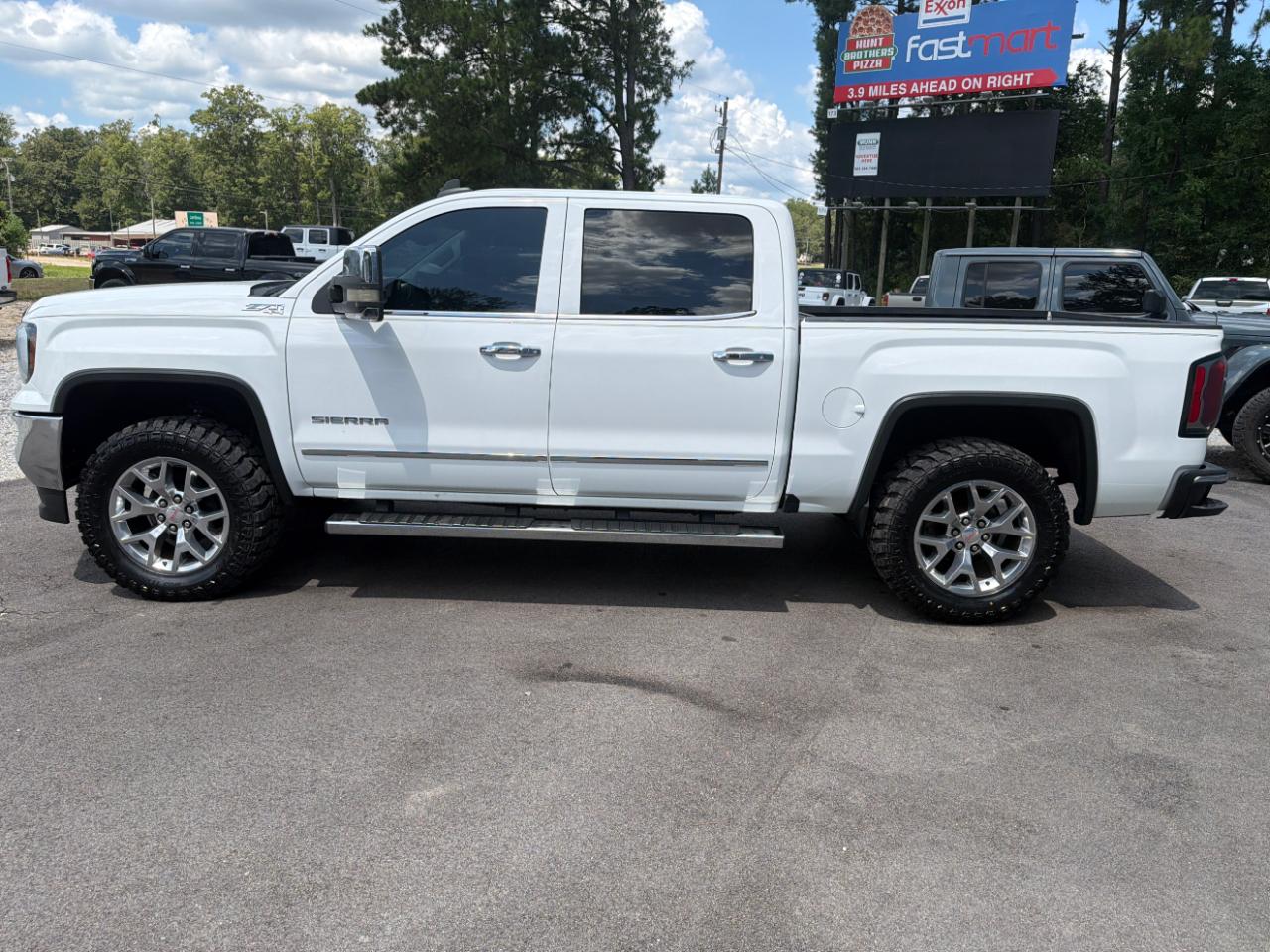 GMC Sierra 1500 4WD Crew Cab 143.5" SLT 2016