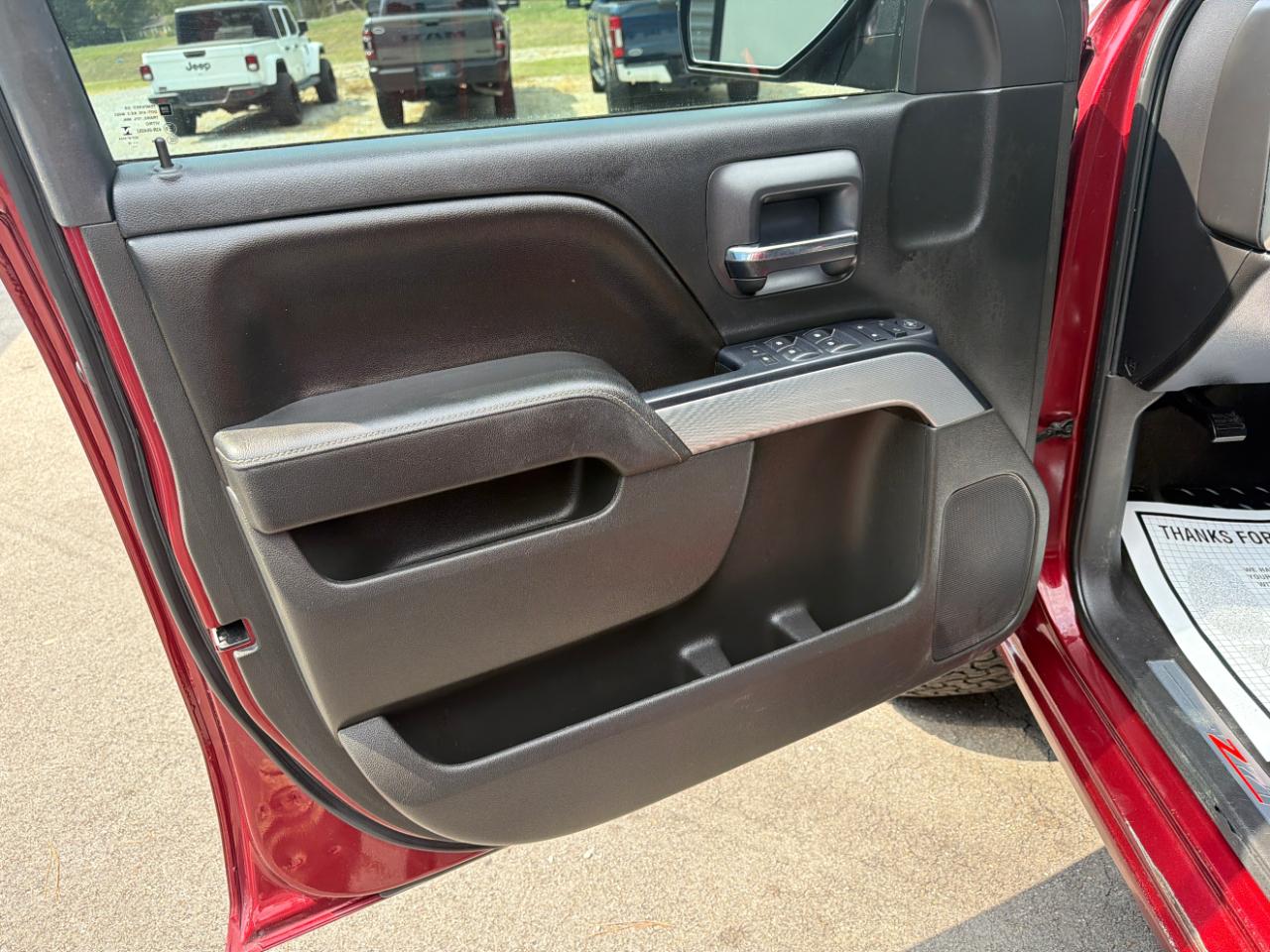 Chevrolet Silverado 1500 4WD Crew Cab 143.5" LT w/2LT 2016