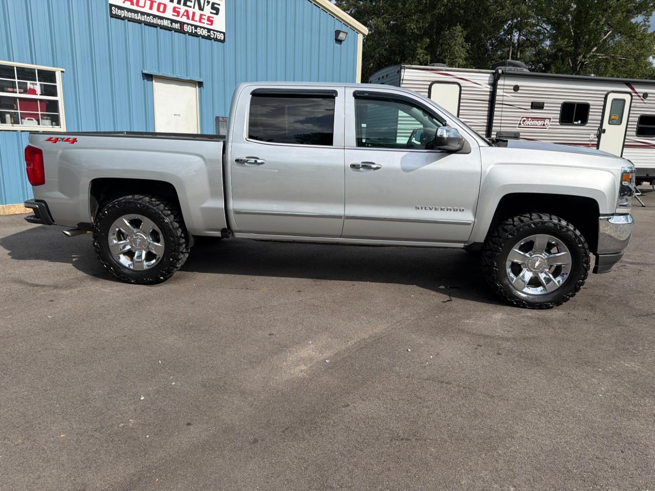 Chevrolet Silverado 1500 4WD Crew Cab 143.5" LTZ w/1LZ 2018