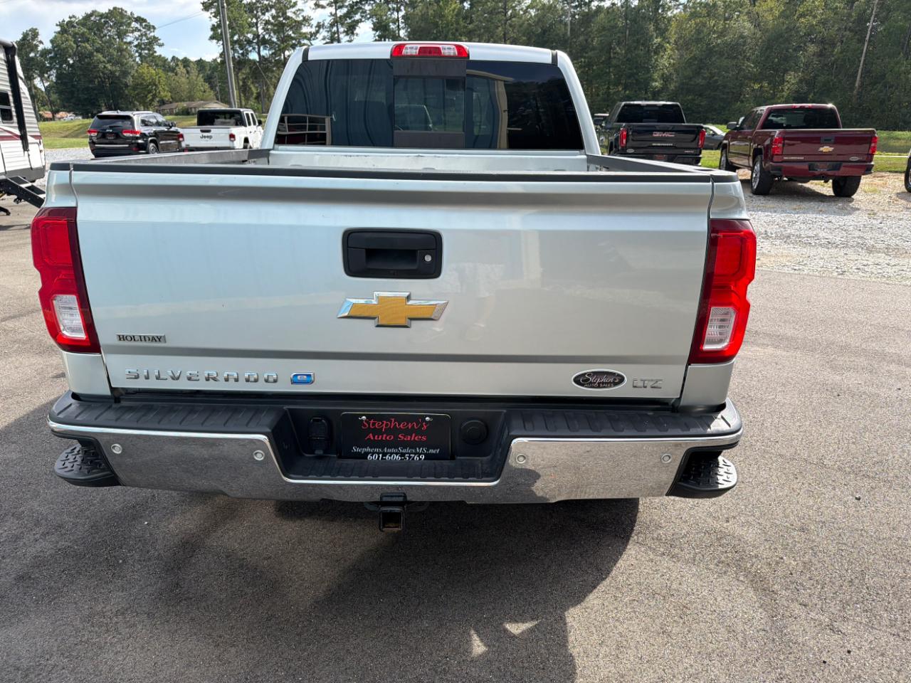 Chevrolet Silverado 1500 4WD Crew Cab 143.5" LTZ w/1LZ 2018